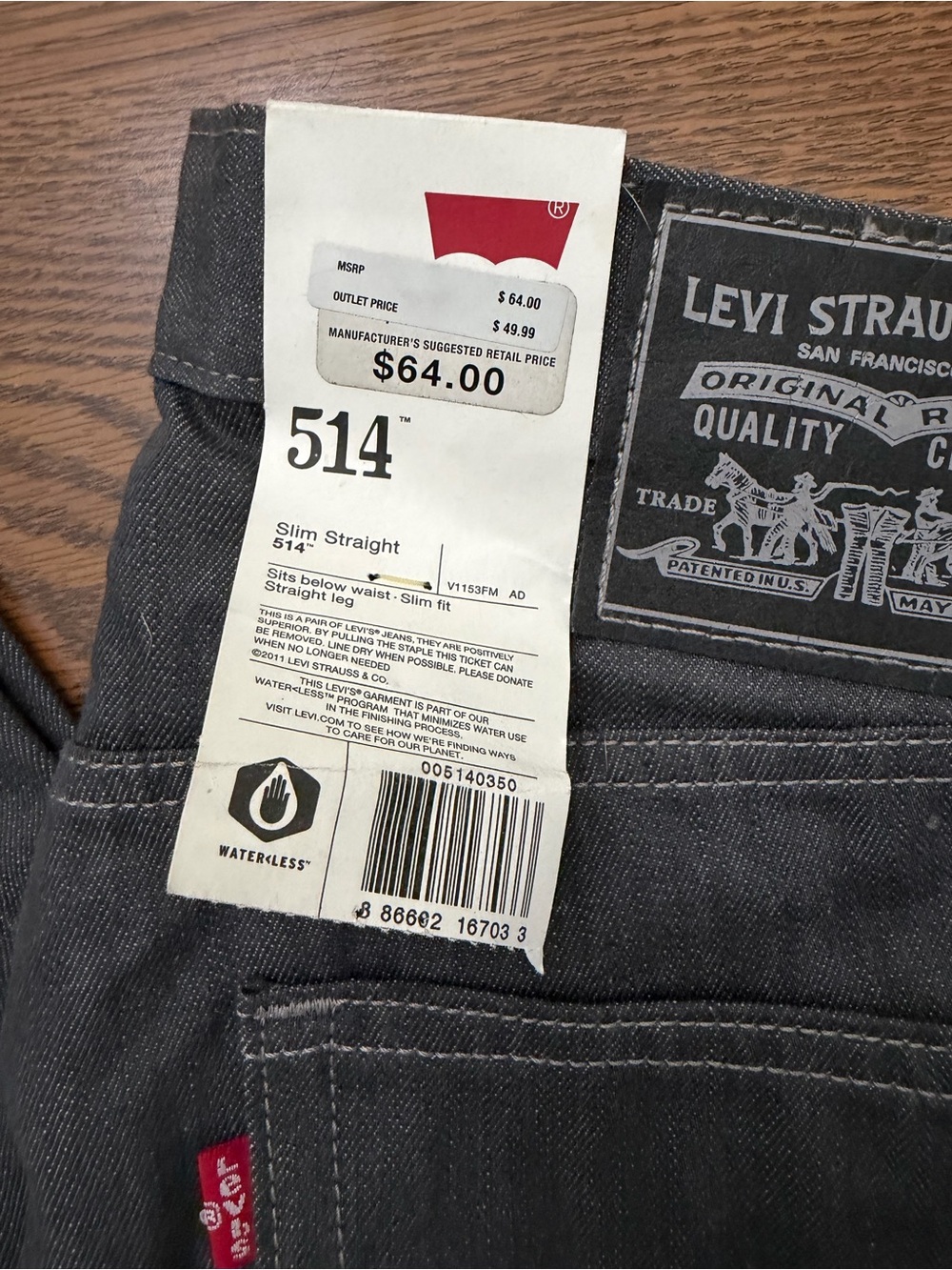 Levi's Men's Charcoal Straight Jeans - Picture 5 of 6